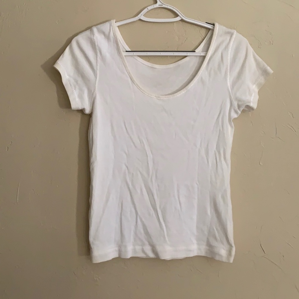 White tee